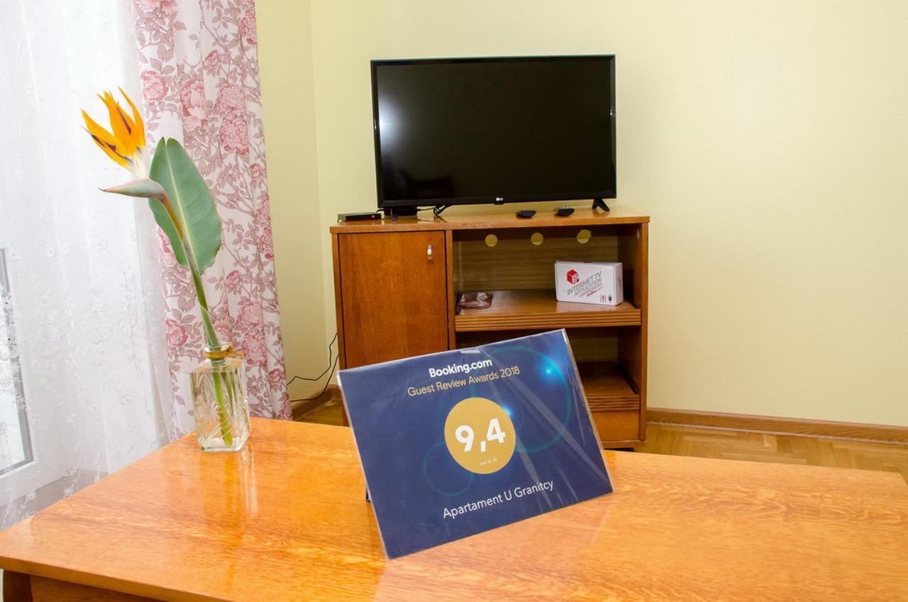 Ferienwohnung Apartament Na Adamkovskoy Brest Exterior foto